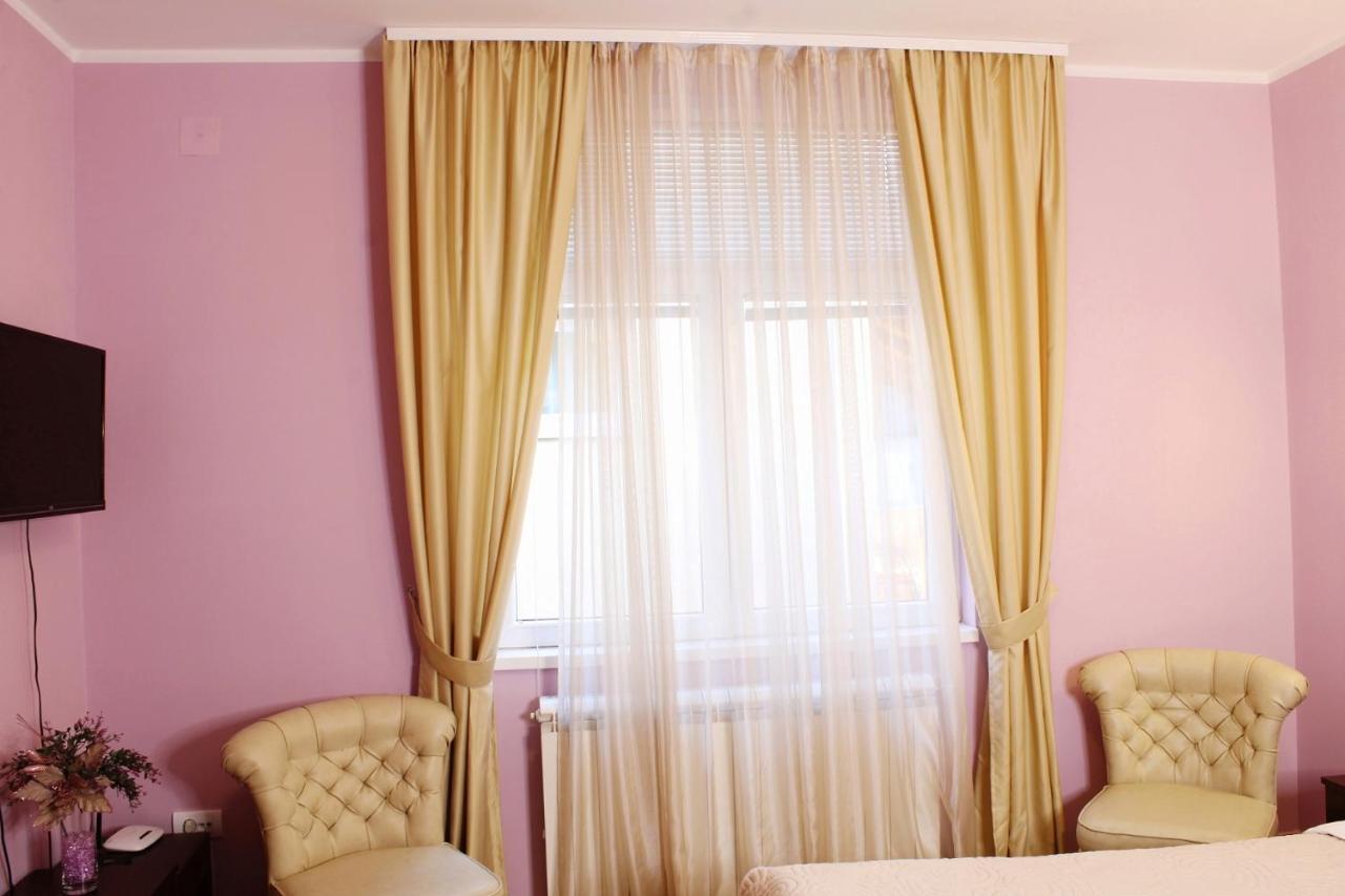 Apartments Paradisos Kragujevac Extérieur photo