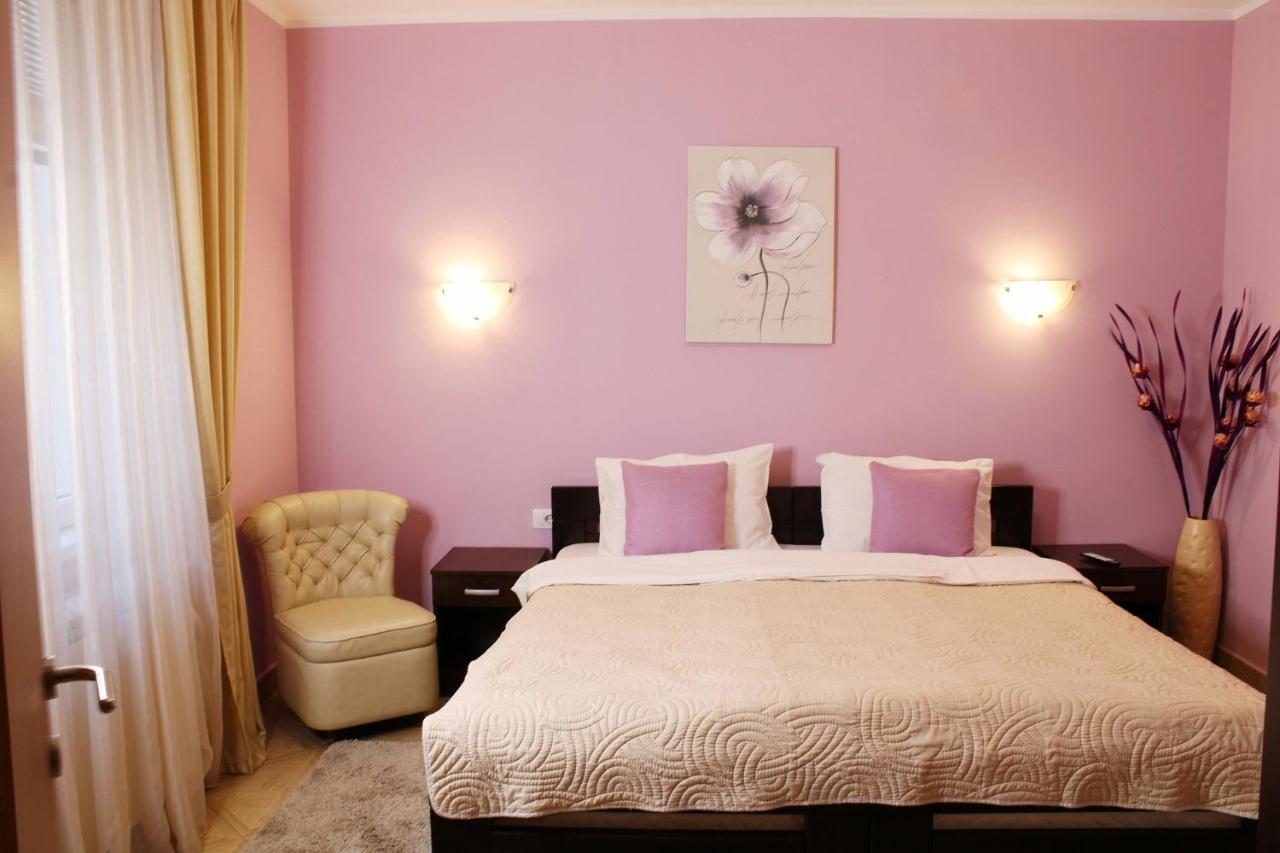 Apartments Paradisos Kragujevac Extérieur photo